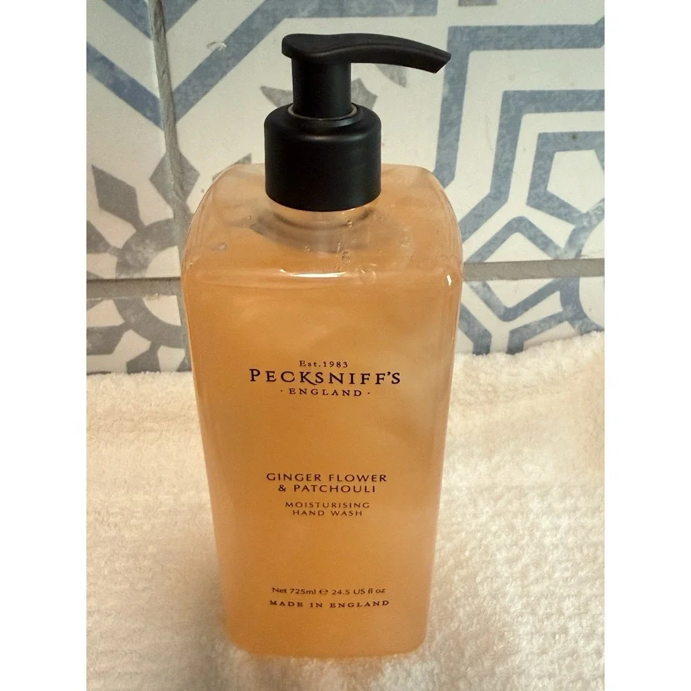 New Pecksniff's England Ginger Flower & Patchouli Moisturising Hand Wash 16.2 oz - Picture 3 of 3